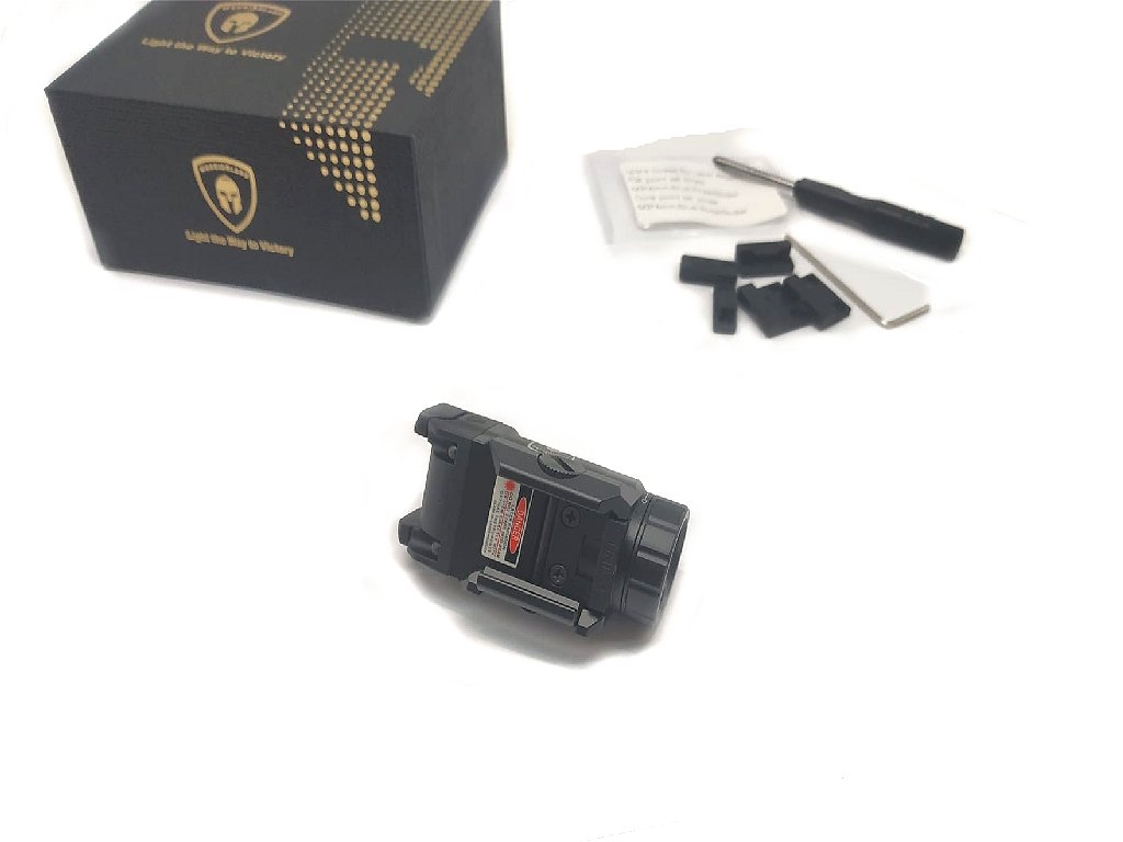 Laser verde e Torcia 500 lumens MB3 Warriorland con attacchi per base weaver