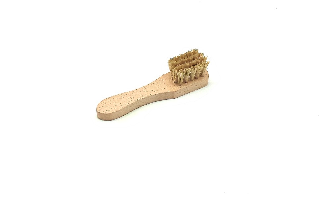 Spazzolino in setola con manico legno per calzature