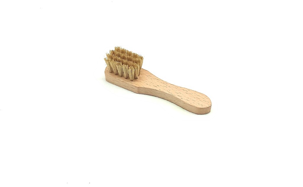 Spazzolino in setola con manico legno per calzature
